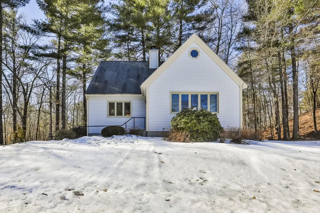55 Norma Drive Nashua NH 03062
