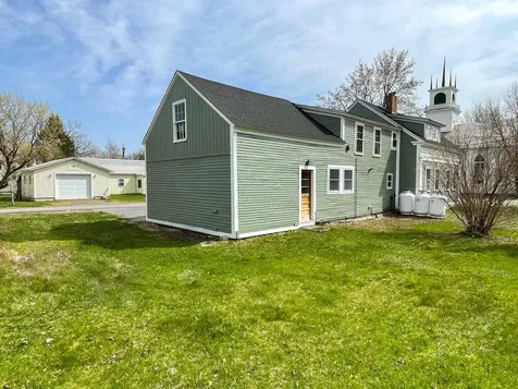 48 Cross Street Newbury VT 05051