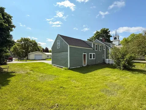 48 Cross Street Newbury VT 05051