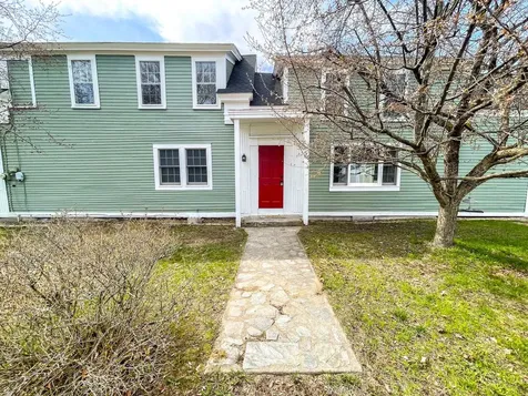 48 Cross Street Newbury VT 05051