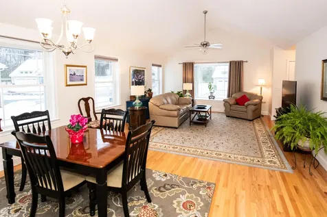11 Monarch Way Kingston NH 03848