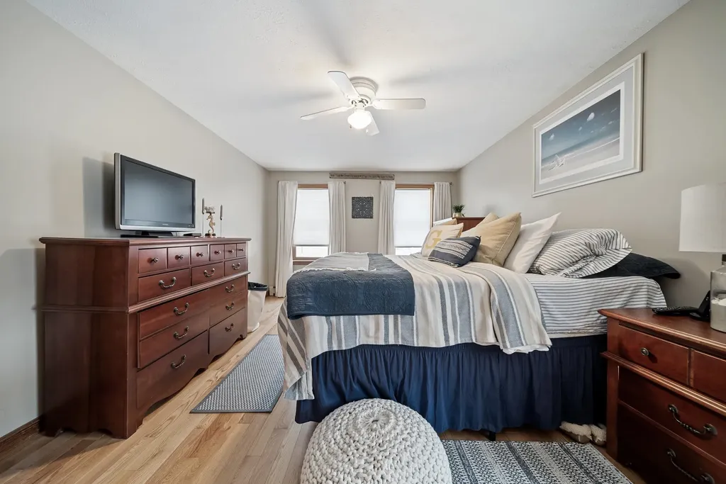 3 Springwood Drive Hooksett NH 03106