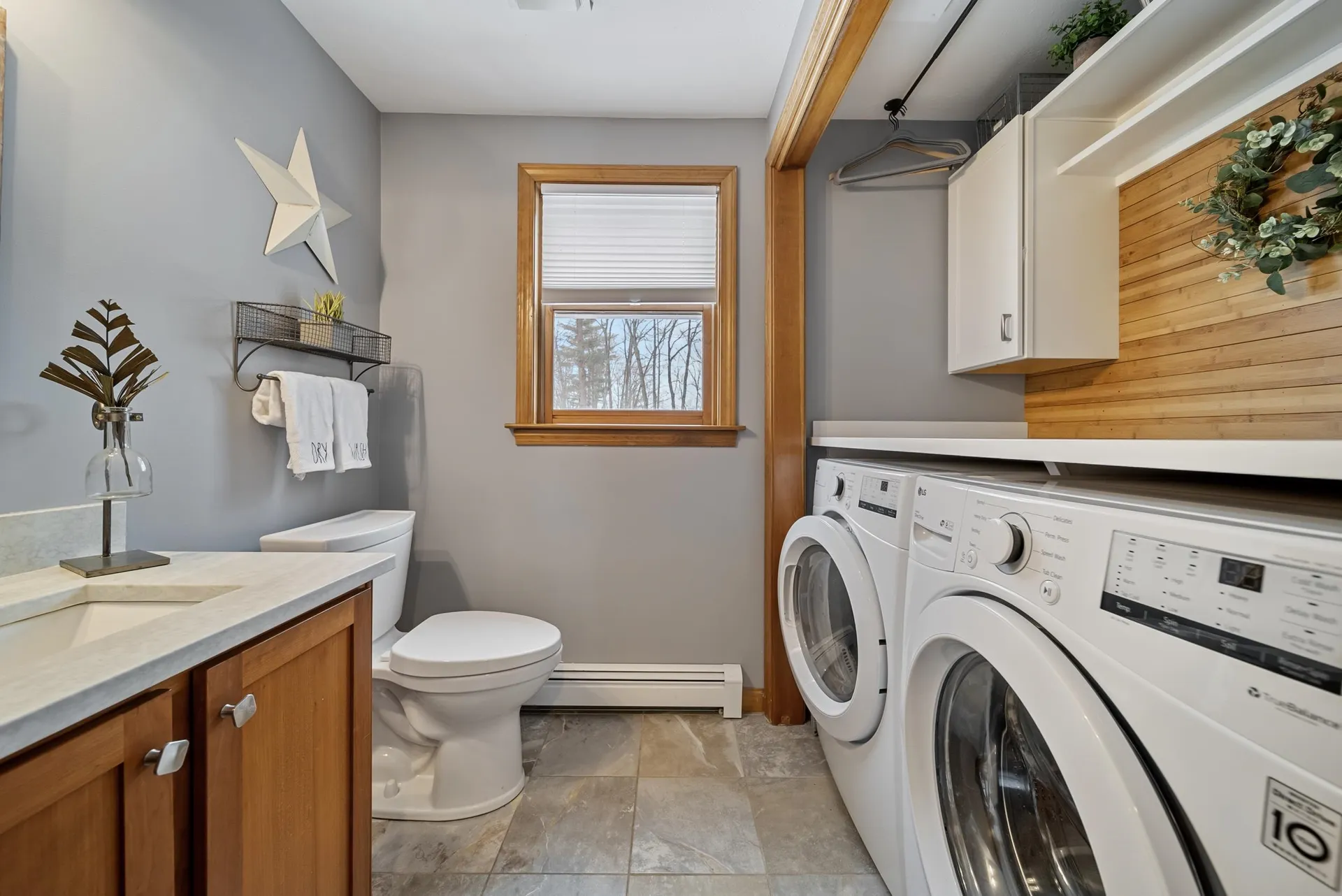 3 Springwood Drive Hooksett NH 03106