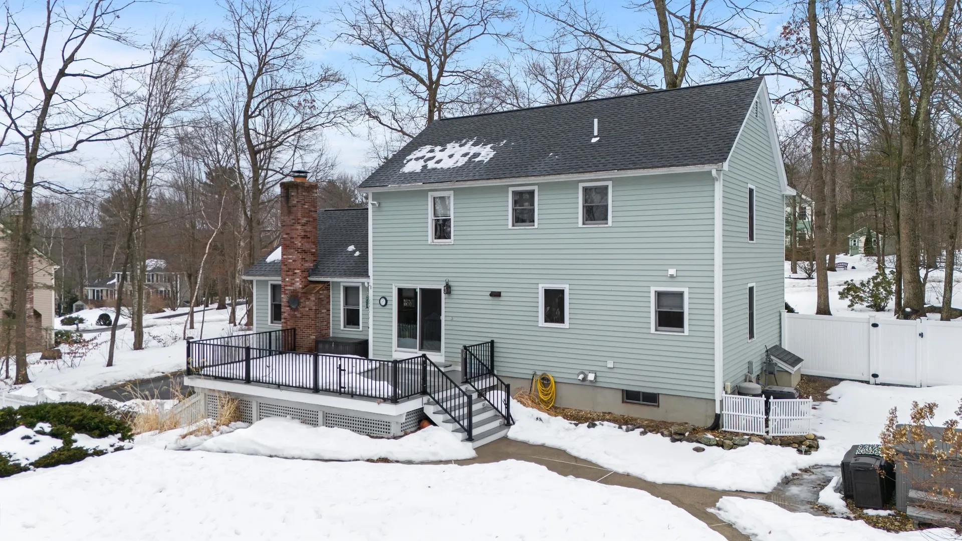 3 Springwood Drive Hooksett NH 03106