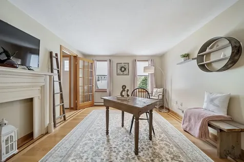 3 Springwood Drive Hooksett NH 03106