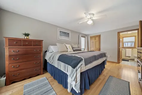 3 Springwood Drive Hooksett NH 03106