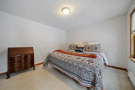3 Springwood Drive Hooksett NH 03106