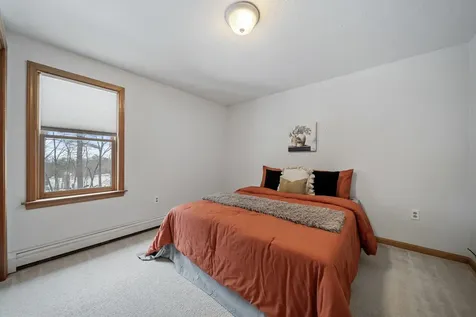 3 Springwood Drive Hooksett NH 03106