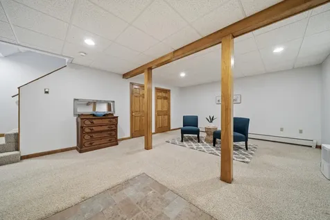 3 Springwood Drive Hooksett NH 03106