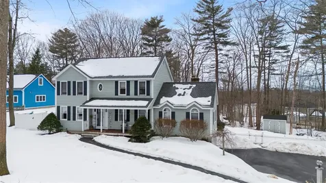 3 Springwood Drive Hooksett NH 03106