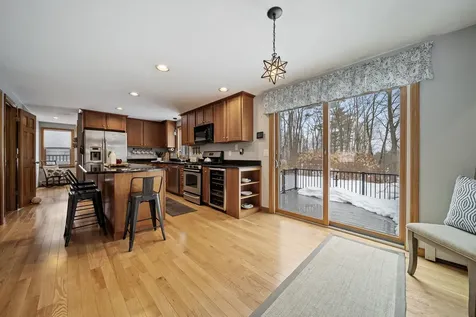 3 Springwood Drive Hooksett NH 03106
