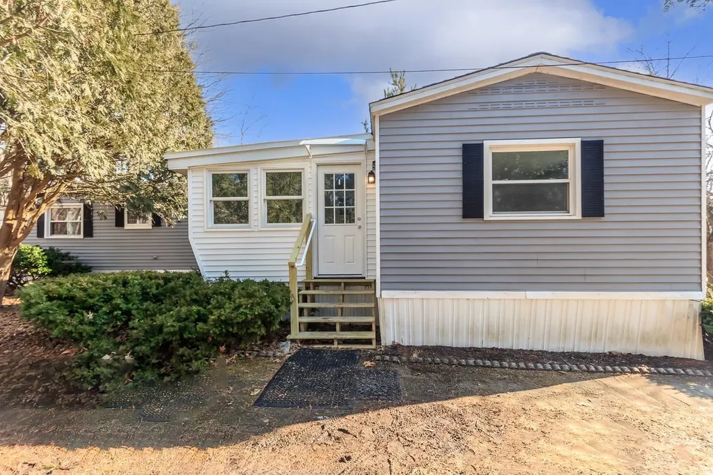 96 Cotton Farm Road Danville NH 03819