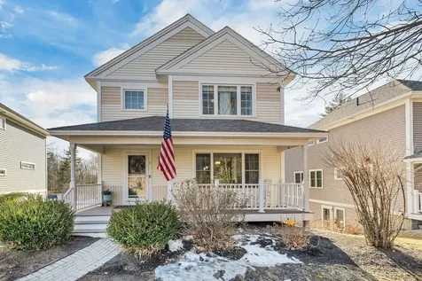3 Rocky Ridge Circle Exeter NH 03833