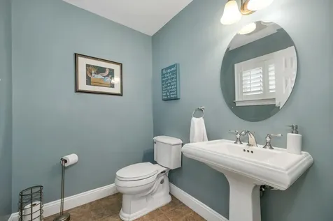 3 Rocky Ridge Circle Exeter NH 03833