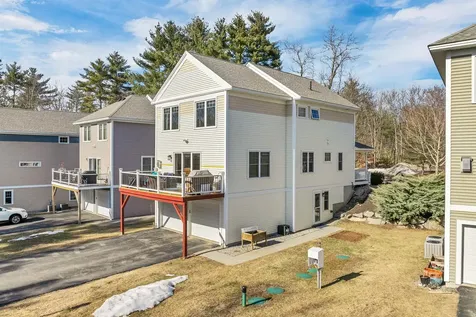 3 Rocky Ridge Circle Exeter NH 03833