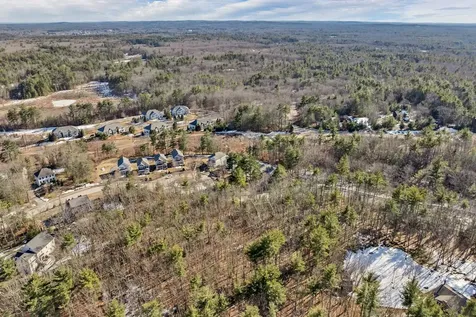 3 Rocky Ridge Circle Exeter NH 03833
