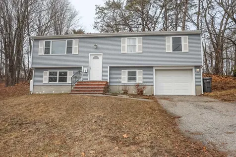 5 Aiken Street Derry NH 03038