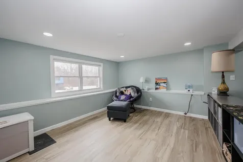 5 Aiken Street Derry NH 03038