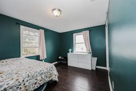 5 Aiken Street Derry NH 03038