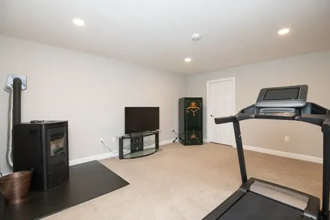 388 Chester Road Candia NH 03034