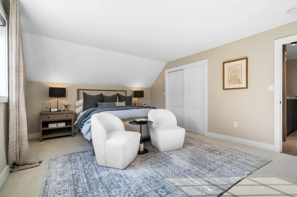 156 Straw Hill Road Manchester NH 03104