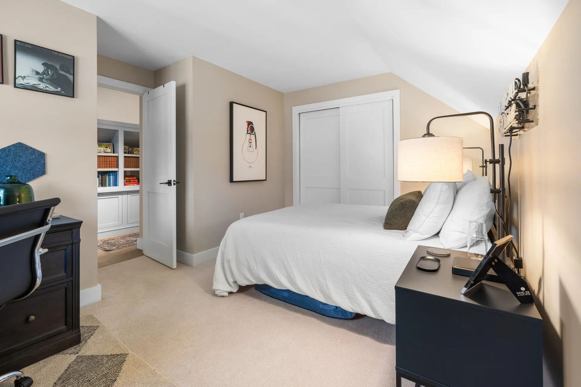 156 Straw Hill Road Manchester NH 03104