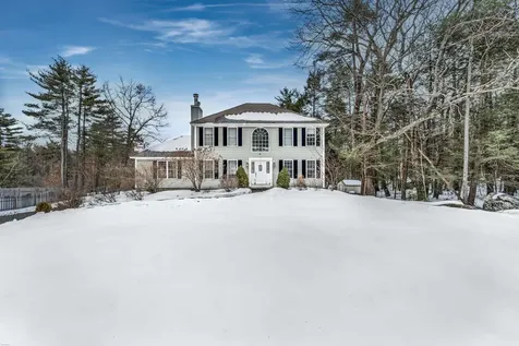 10 Saw Hill Road Hooksett NH 03106