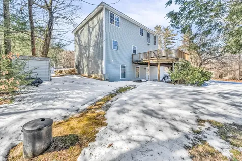 10 Saw Hill Road Hooksett NH 03106