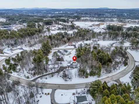 10 Saw Hill Road Hooksett NH 03106