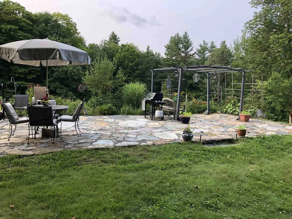 60 Robbins Road Dover VT 05341