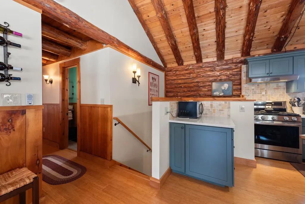 1241 Winona Road New Hampton NH 03256