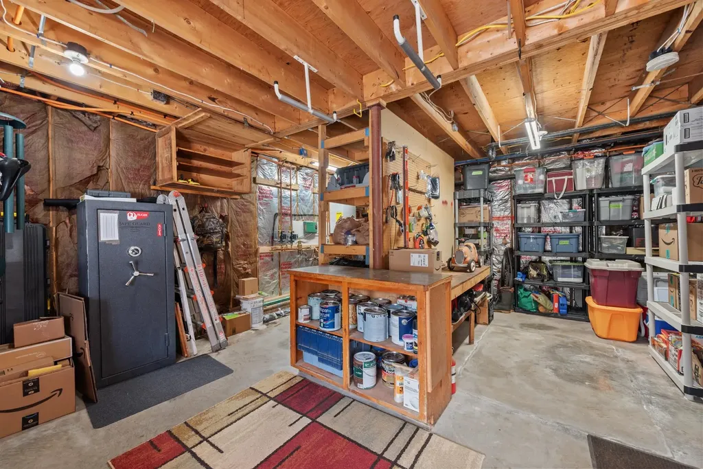 1241 Winona Road New Hampton NH 03256