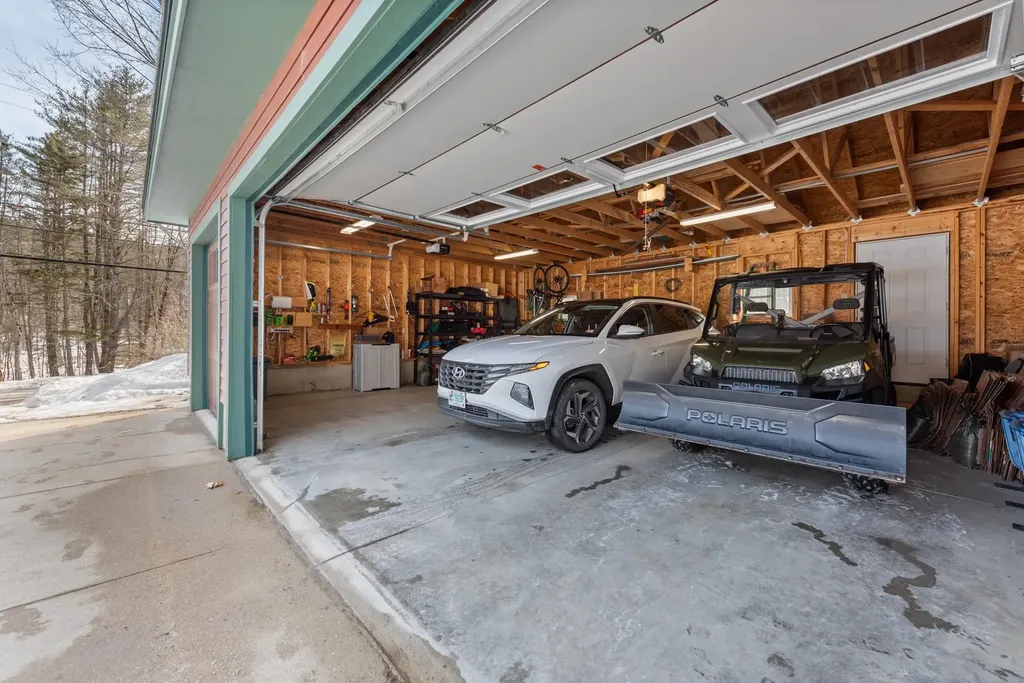 1241 Winona Road New Hampton NH 03256