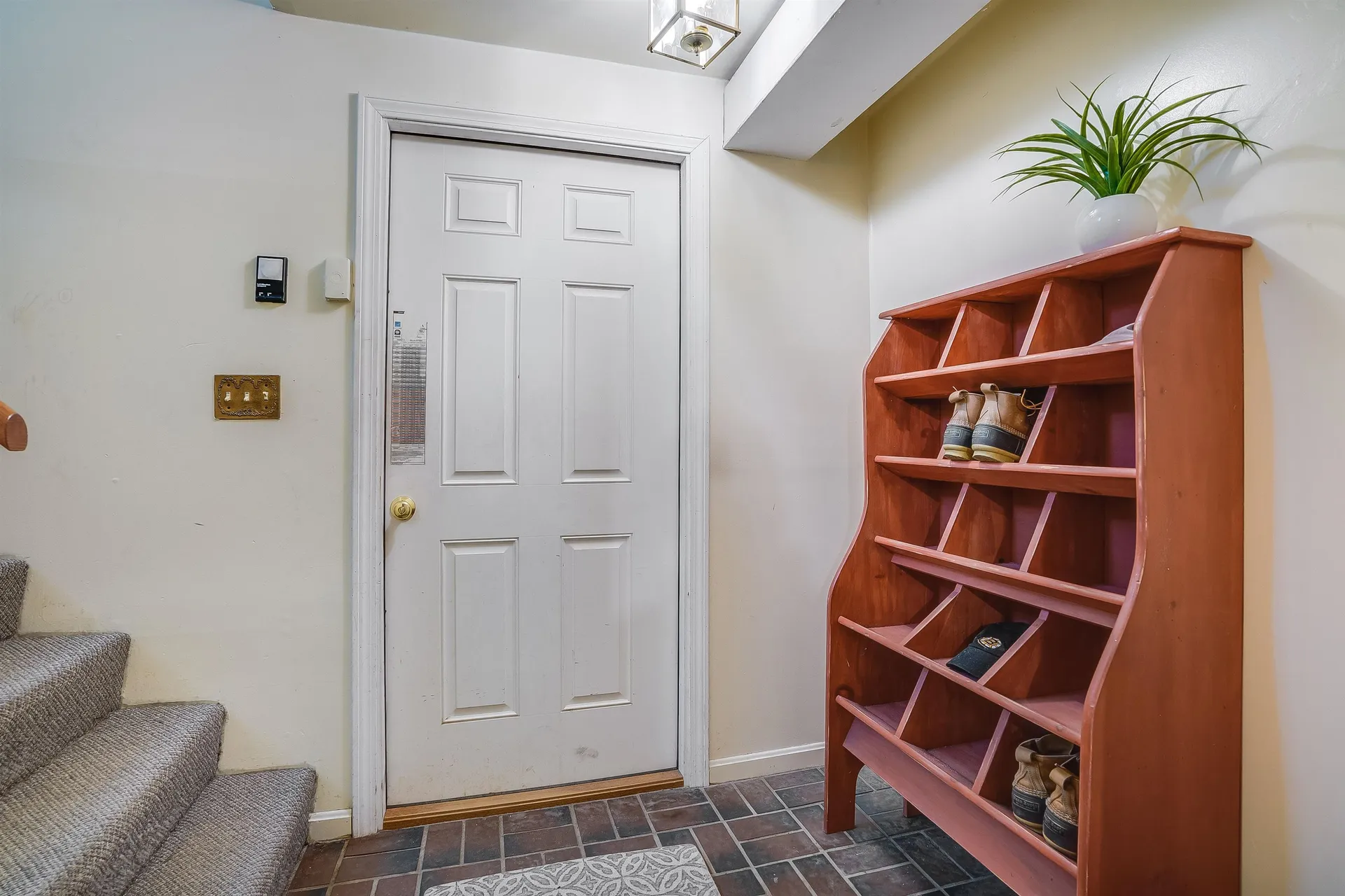 10 Nathaniel Drive Amherst NH 03031