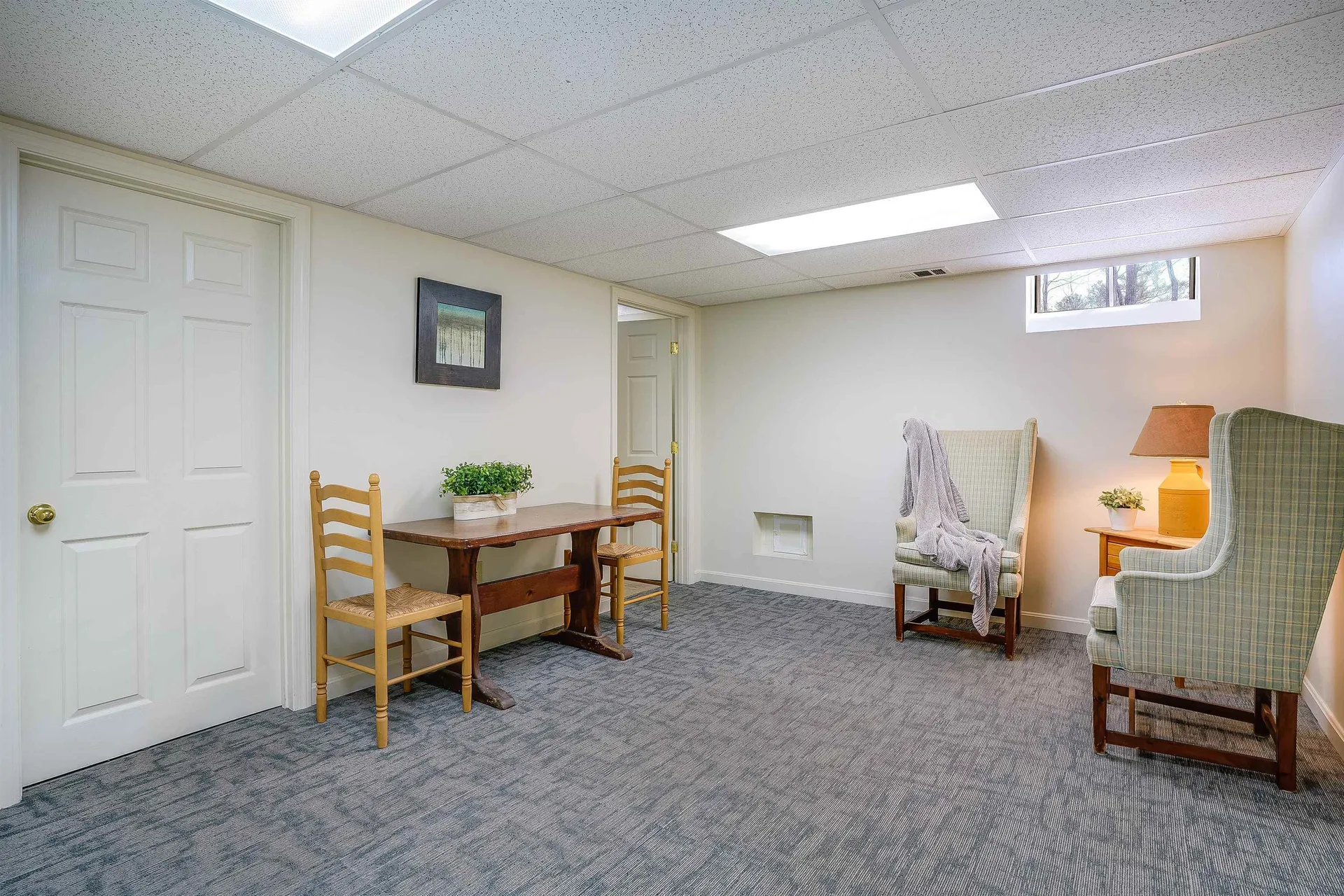 10 Nathaniel Drive Amherst NH 03031