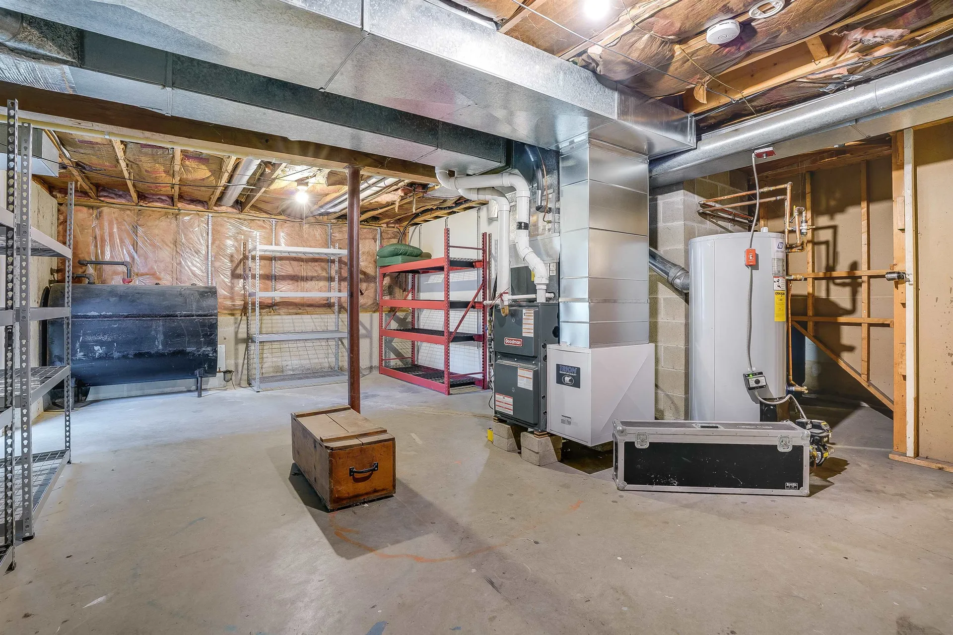 10 Nathaniel Drive Amherst NH 03031