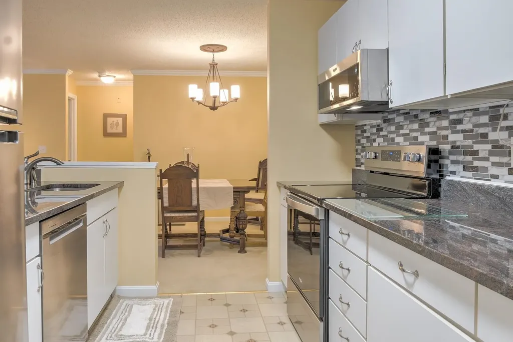 29f Windsor Court Keene NH 03431