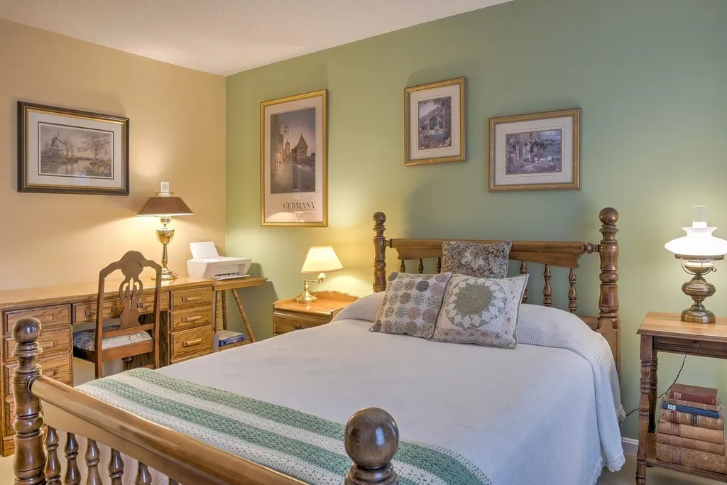 29f Windsor Court Keene NH 03431