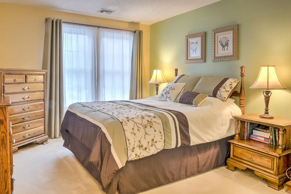 29f Windsor Court Keene NH 03431