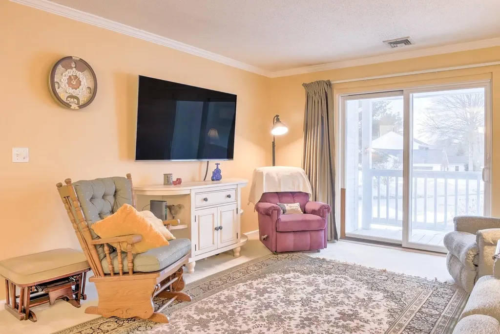 29f Windsor Court Keene NH 03431