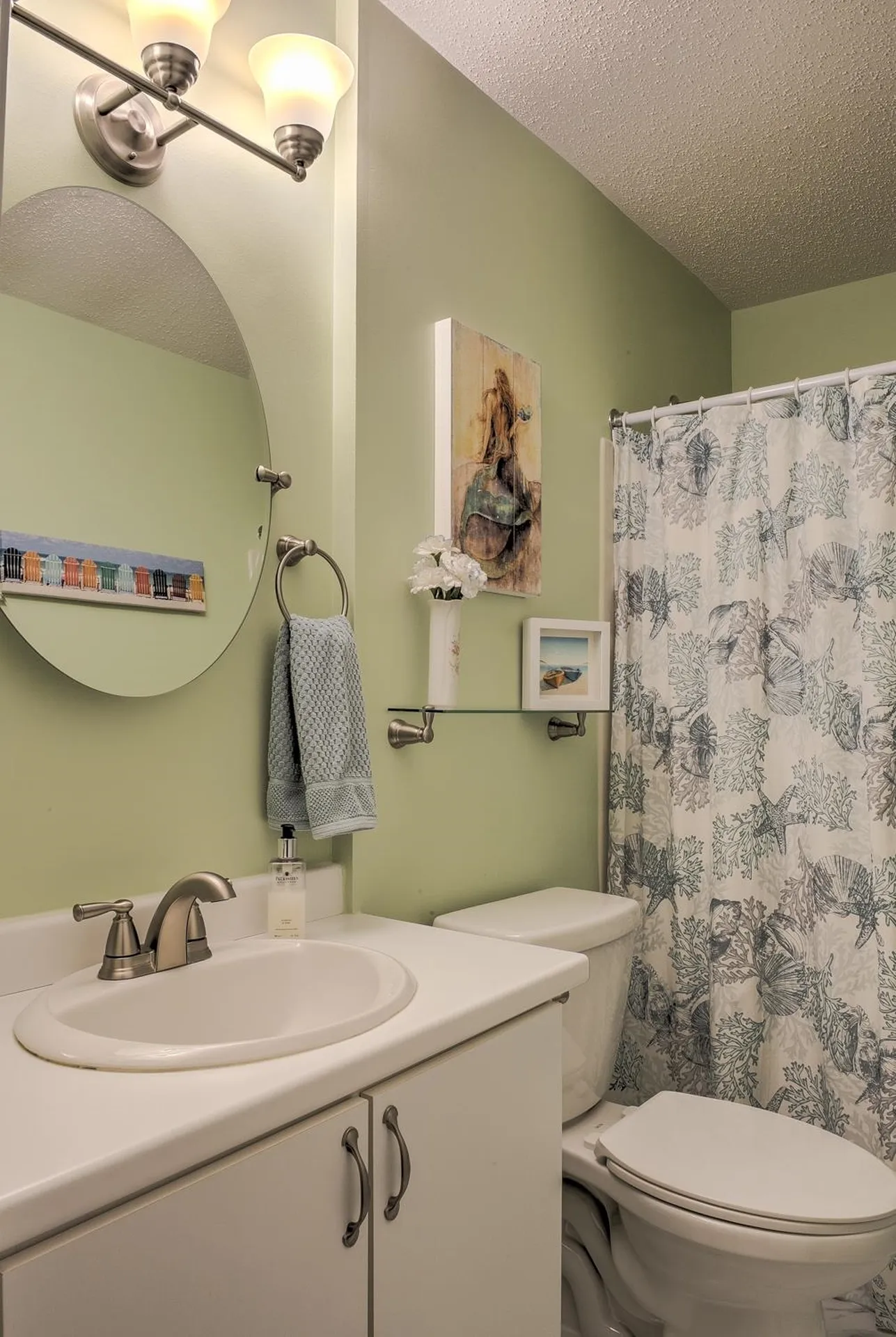 29f Windsor Court Keene NH 03431