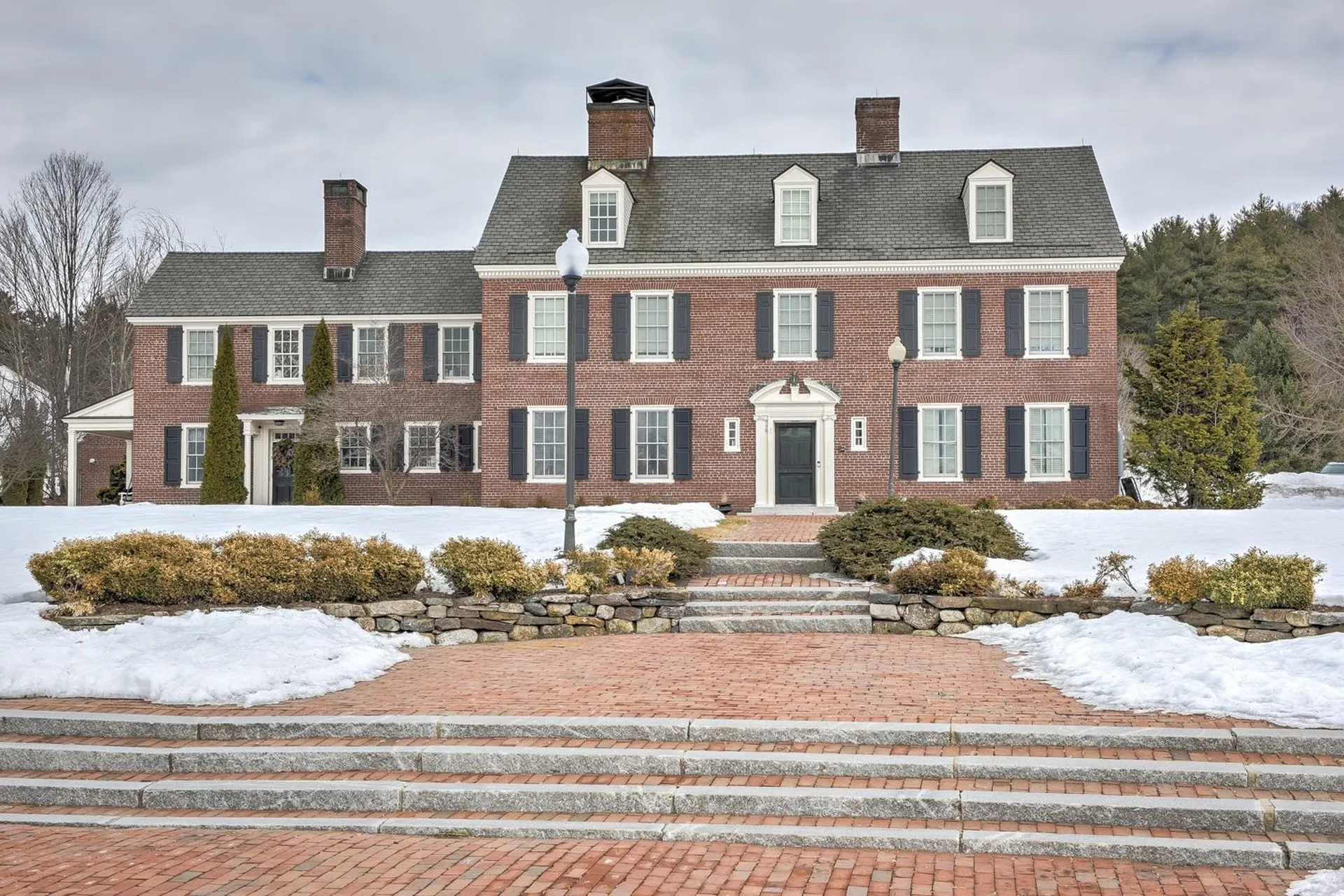 29f Windsor Court Keene NH 03431