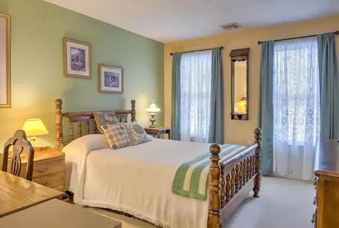 29f Windsor Court Keene NH 03431