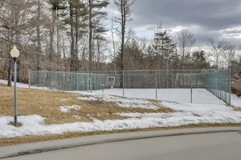 29f Windsor Court Keene NH 03431