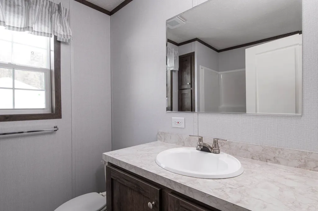 9 3rd Street St. Johnsbury VT 05819