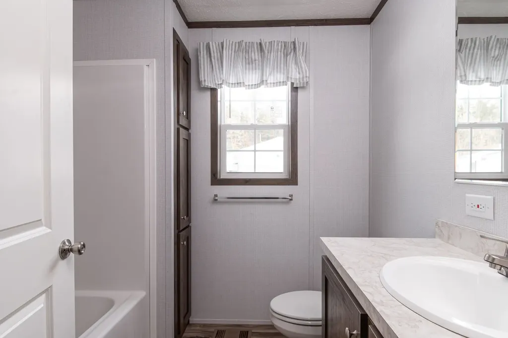 9 3rd Street St. Johnsbury VT 05819