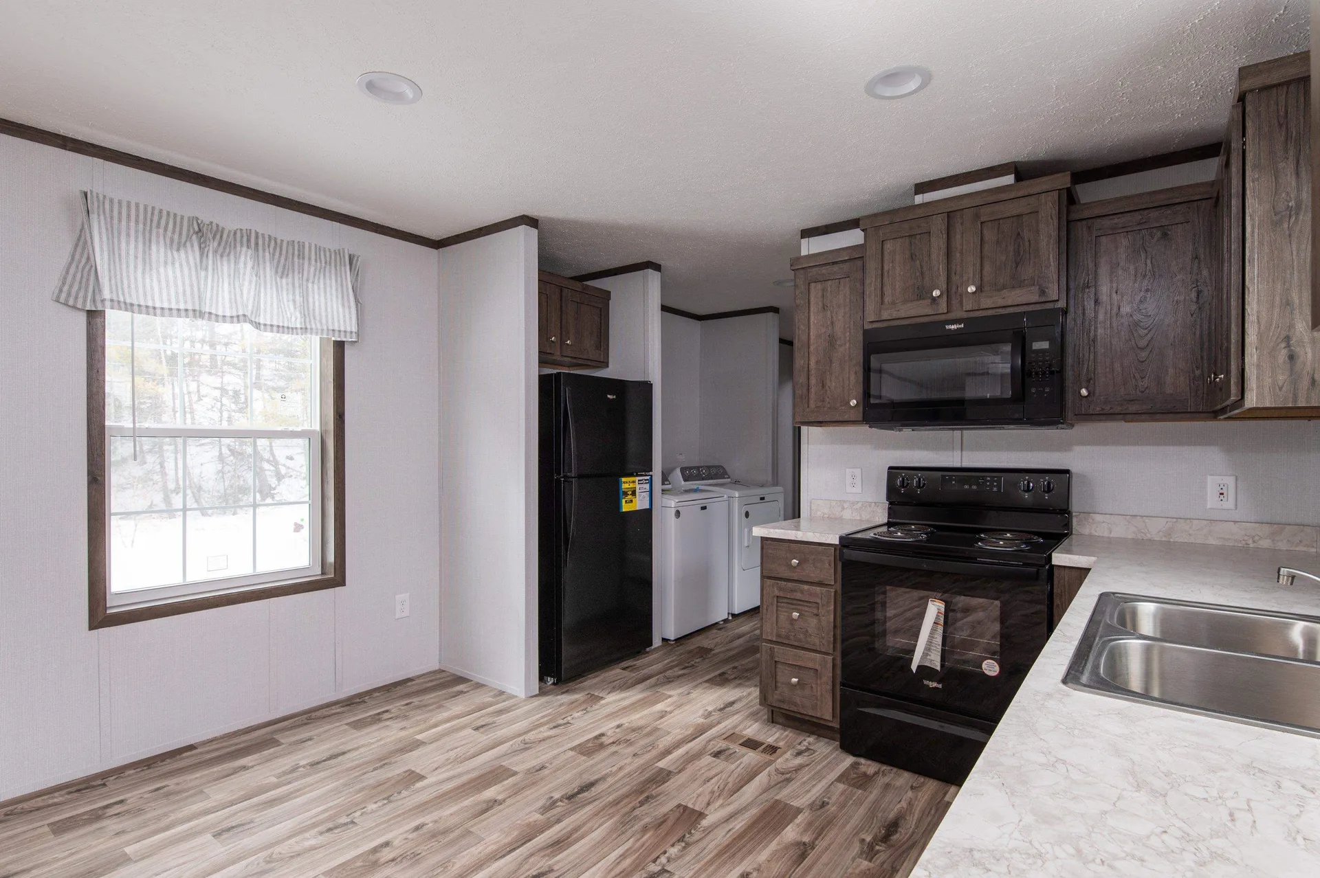 9 3rd Street St. Johnsbury VT 05819