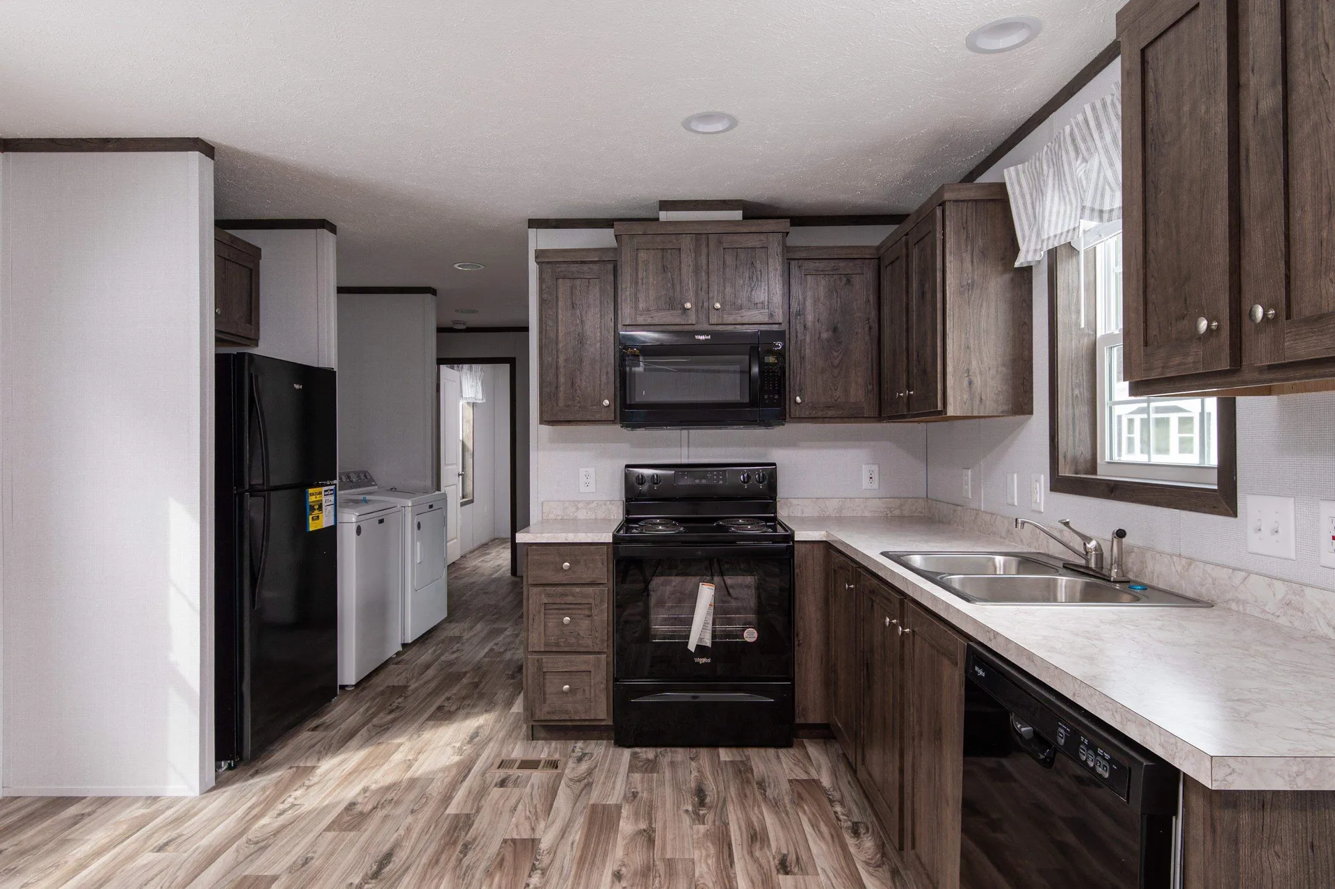 9 3rd Street St. Johnsbury VT 05819