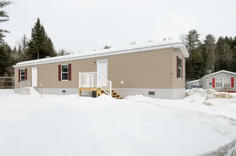 9 3rd Street St. Johnsbury VT 05819