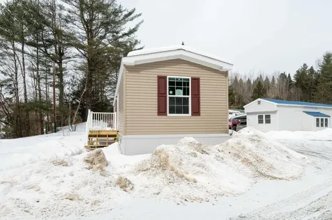 9 3rd Street St. Johnsbury VT 05819